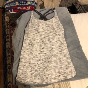 NWOT lululemon Slay the Studio top size 10